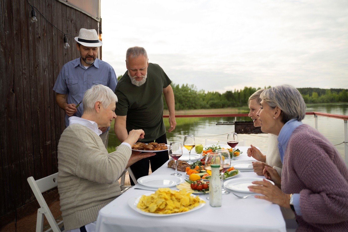 How Do Memory Care Communities Promote Comfort and Stability for Seniors