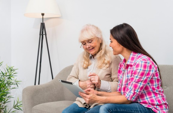 What Long-Term Benefits Come from Consistent Engagement in Dementia Care